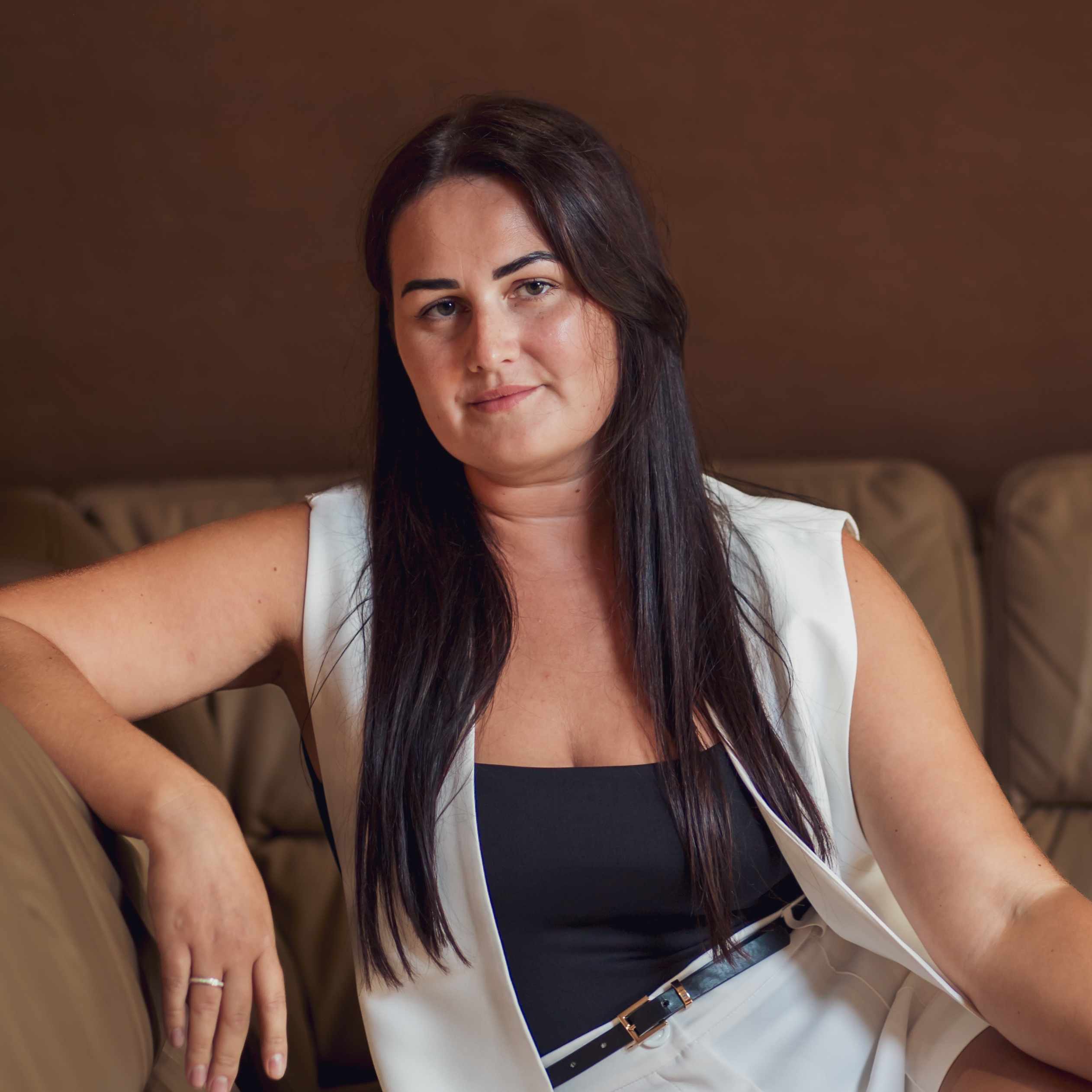 Тут мало бути фото